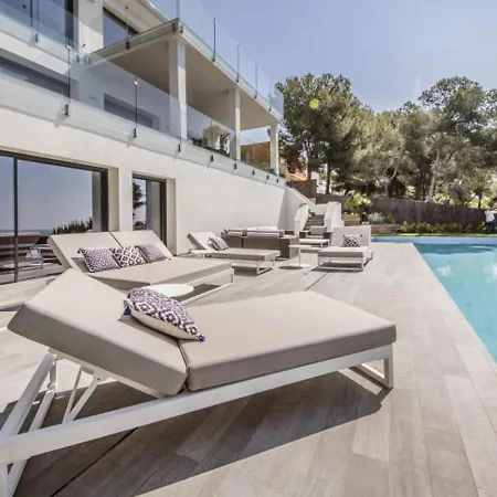 فيلة Luxurious Panoramic Spa Villa *