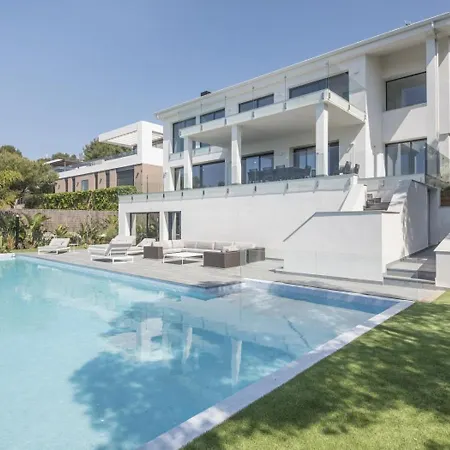 Luxurious Panoramic Spa Villa تاماريت