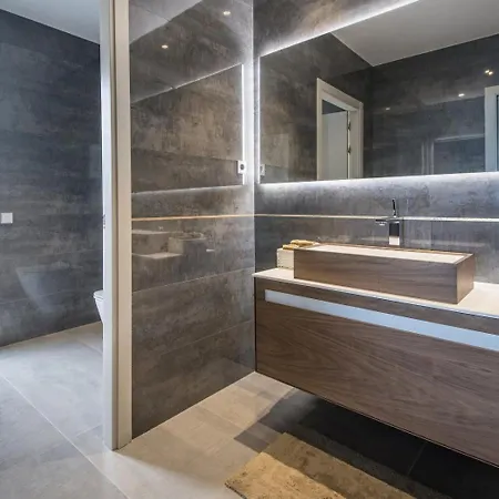 Luxurious Panoramic Spa Villa Villa